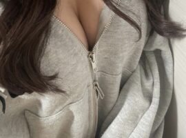 今日の出勤服〜?